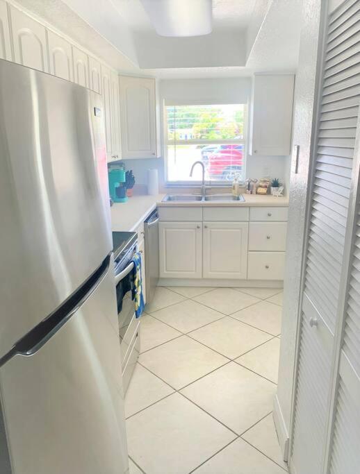 Bright And Beachy 2Bed 1Bath Home - Unit 210 Cocoa Beach Εξωτερικό φωτογραφία